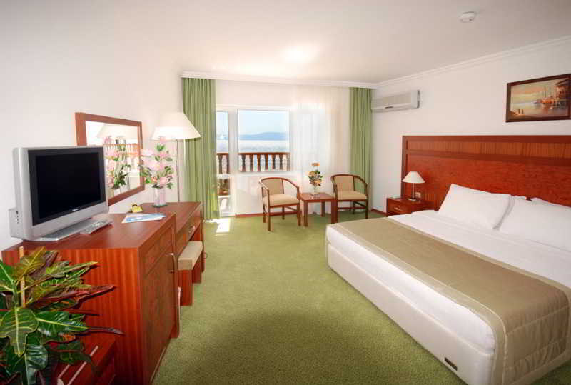 Cesme Palace Resort Экстерьер фото